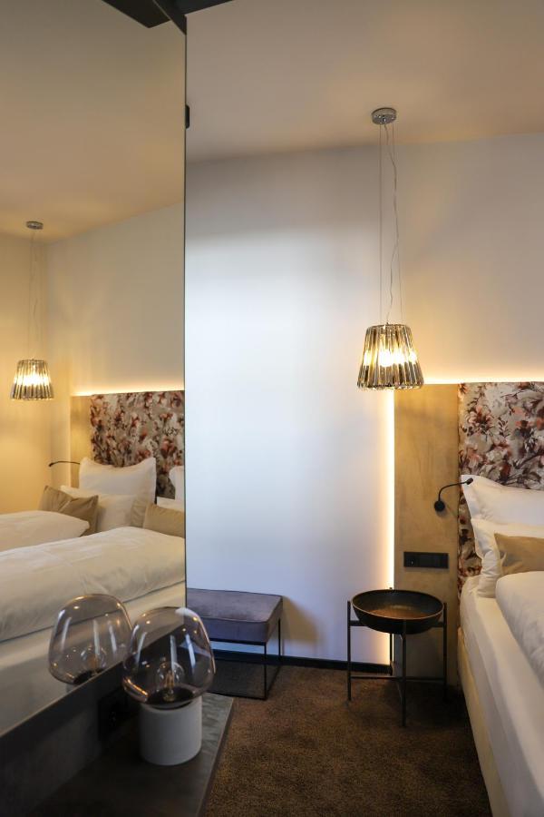 Boutiquehotel Burg Adenbach & Alter Weinbau *