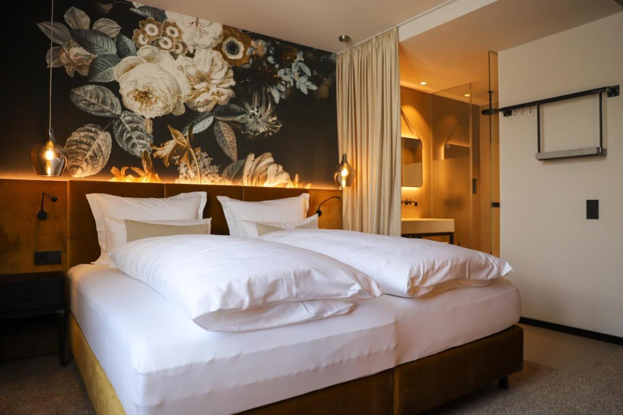 Hotel Boutiquehotel Burg Adenbach & Alter Weinbau